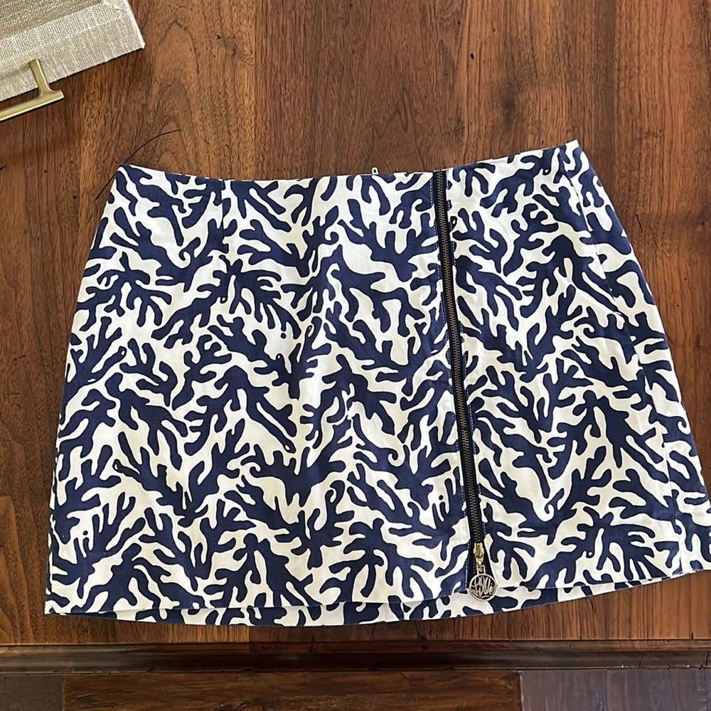 Lily Pulitzer skirt